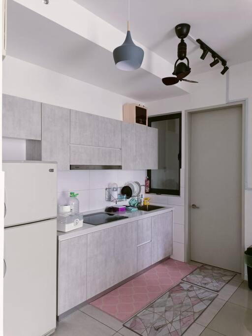 The Clio 2 Residences, Beside Ioi City Mall, Opposite Hospital Serdang, Beside Uniteen And Upm, פוטראג'איה מראה חיצוני תמונה