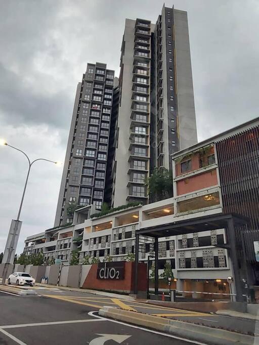 The Clio 2 Residences, Beside Ioi City Mall, Opposite Hospital Serdang, Beside Uniteen And Upm, פוטראג'איה מראה חיצוני תמונה