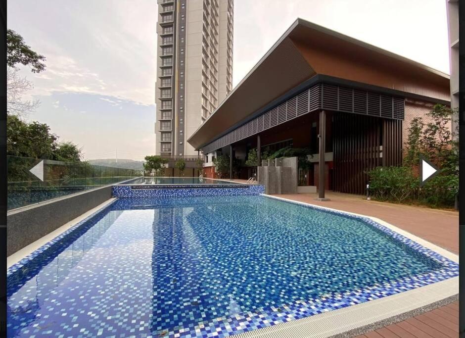 The Clio 2 Residences, Beside Ioi City Mall, Opposite Hospital Serdang, Beside Uniteen And Upm, פוטראג'איה מראה חיצוני תמונה